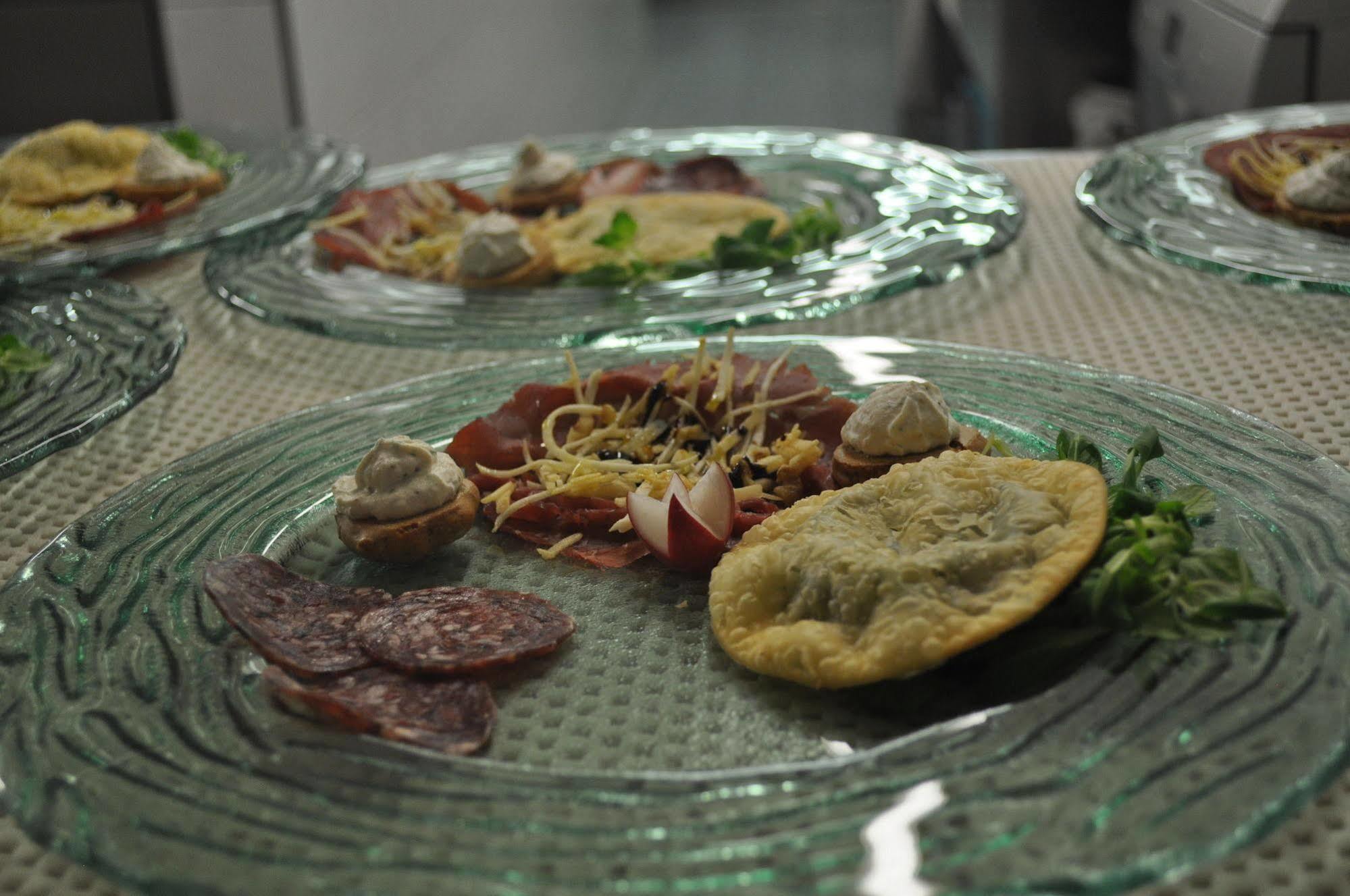 Piccolo Hotel Claudia No Pets San Vigilio Di Marebbe Εξωτερικό φωτογραφία